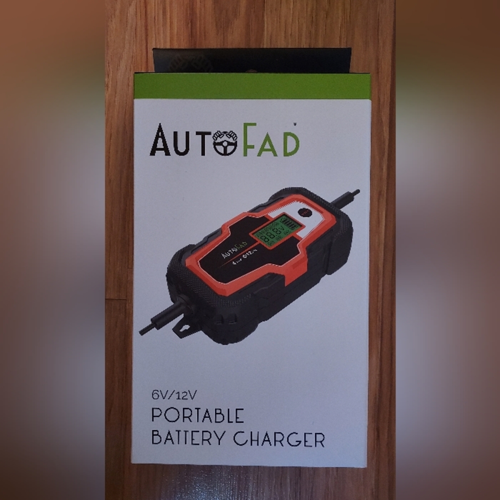 AutoFad Portable Battery Charger 6V 12V New Easy Use Energy Efficient Car Care